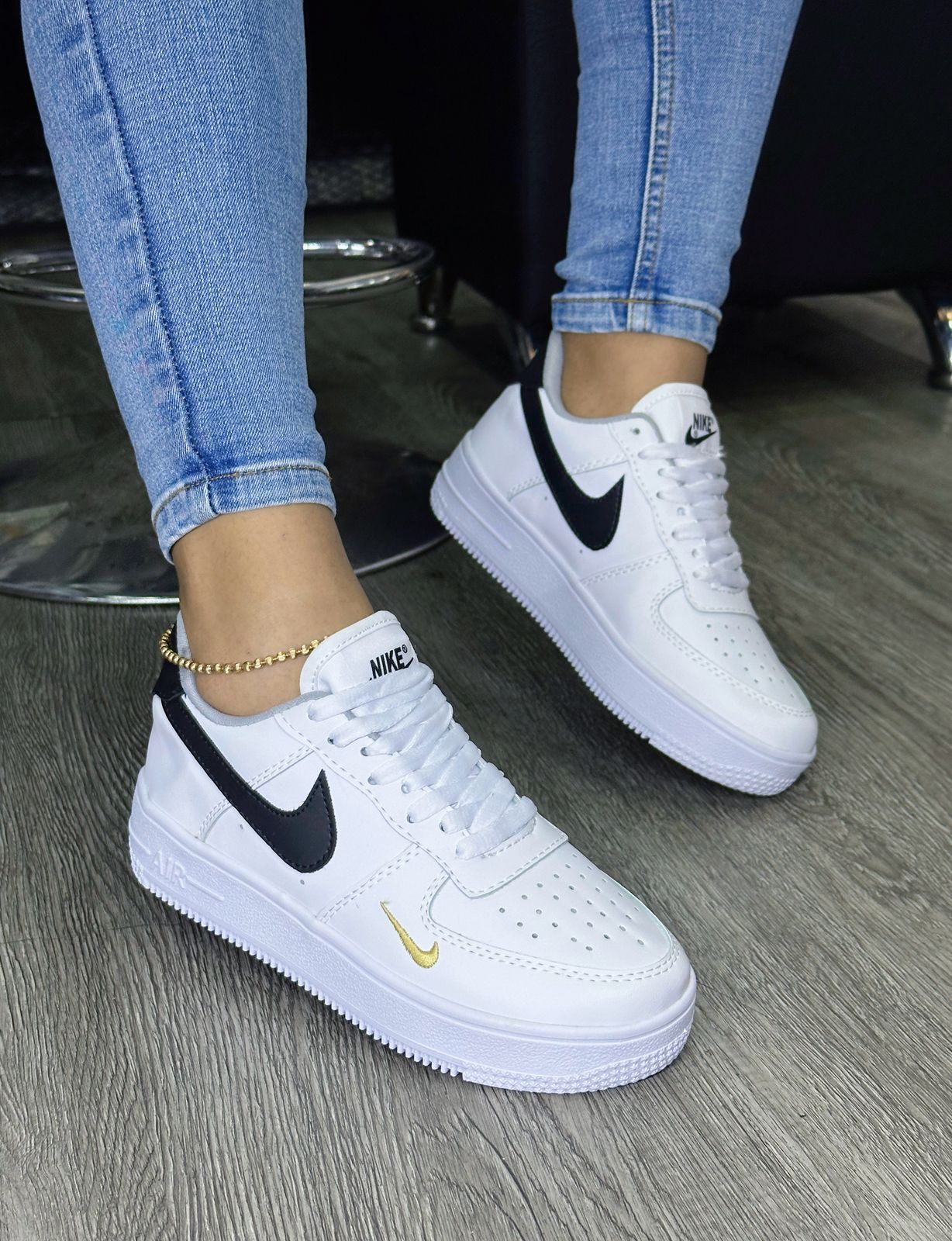 NIKE FORCÉ ONE DAMA